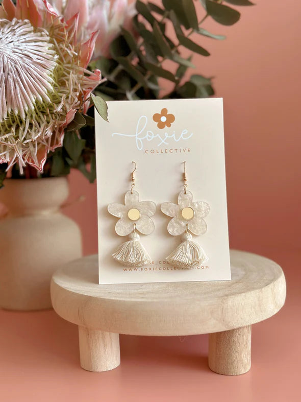 Earrings | Bella Tassel Dangle