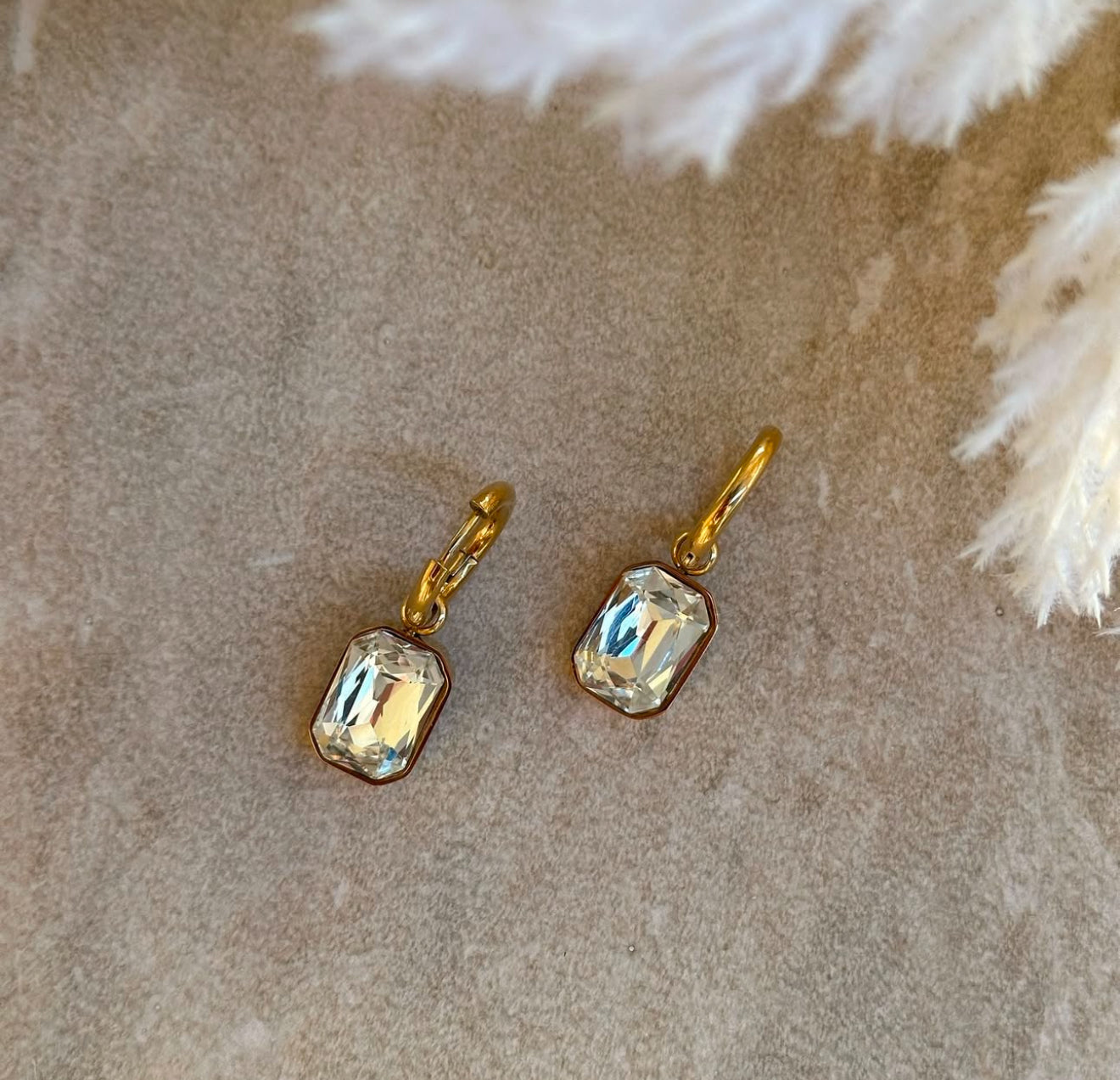 Taimana Gold Huggies