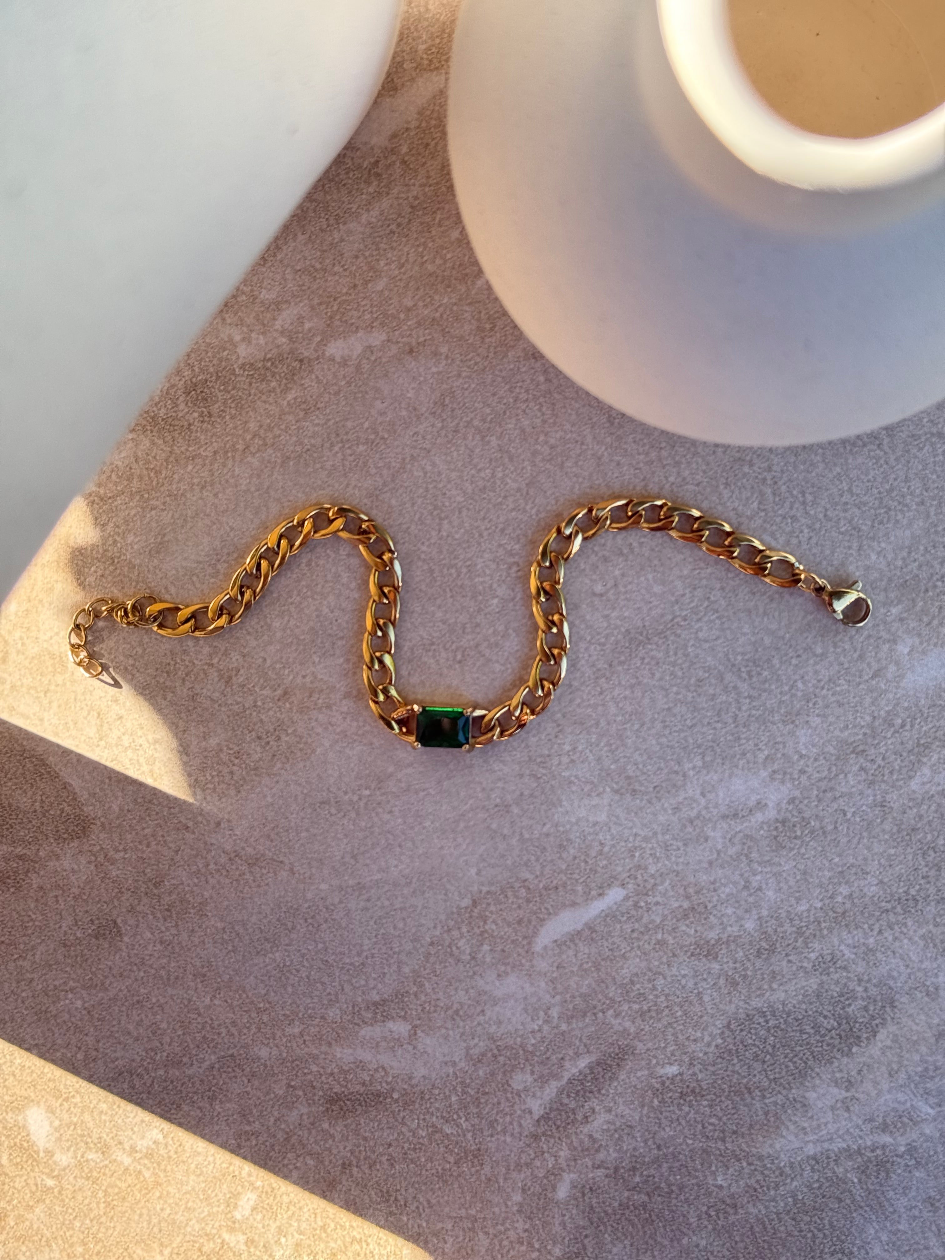 Tāhū Kākāriki Gold Bracelet