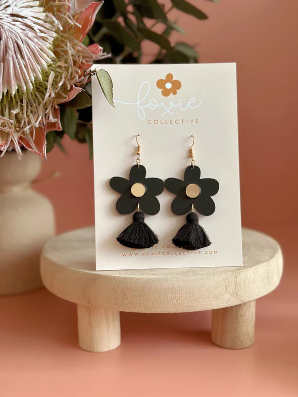 Earrings | Bella Tassel Dangle